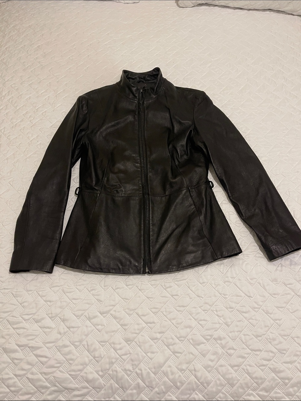 Wilson leather maxima jacket size medium.